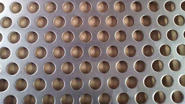 鋁(lǚ)闆沖孔網(wang)