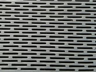 鐵闆(pan)沖孔網(wǎng)是怎麽(me)進行防(fang)腐的