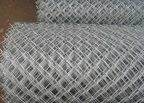 噴塑之後(hou)的沖孔網(wang)會發生怎(zen)樣的變化(hua)