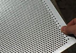 沖孔網(wang)尺寸不合适(shì)的原因