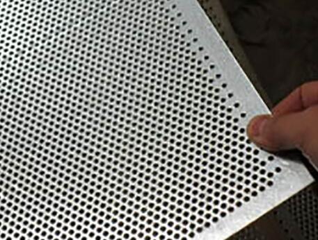 不(bu)鏽鋼沖孔網(wǎng)對外形尺寸(cun)的要求