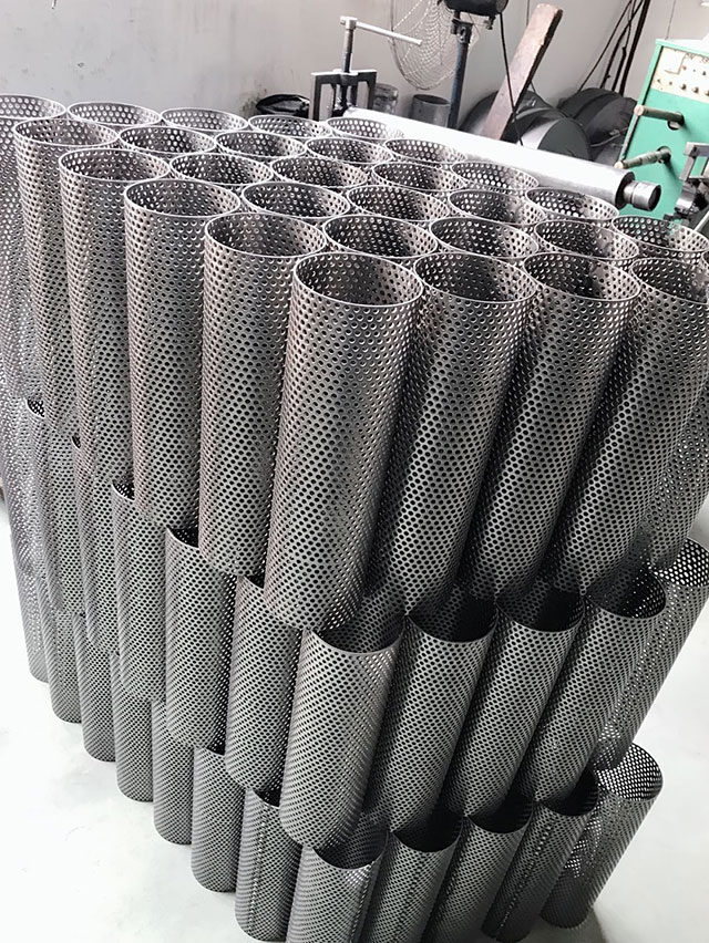 直縫沖(chong)孔焊管(guǎn)廠家直(zhi)銷