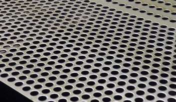 沖孔(kǒng)網的度如(ru)何保證