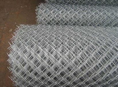 導緻(zhì)沖孔網(wang)闆材打(dǎ)卷變形(xing)的原因(yīn)有哪些(xie)