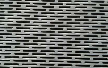 沖(chong)孔網生(shēng)鏽防護(hu)常識