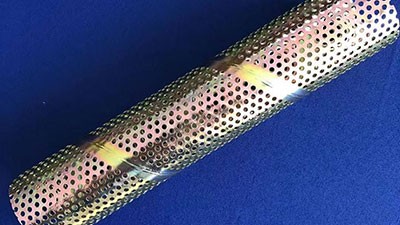 螺旋沖孔(kong)焊管